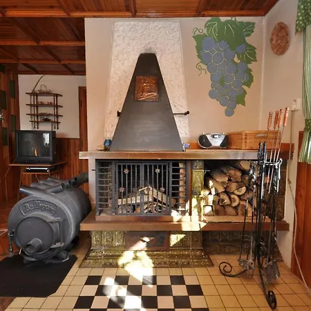 Semesterbostad Holiday In 1301 Pecka